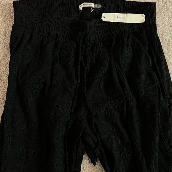 𝅺mustard Seed Women’s Black Sheer Pants Size Medium NWT - Picture 3 of 8